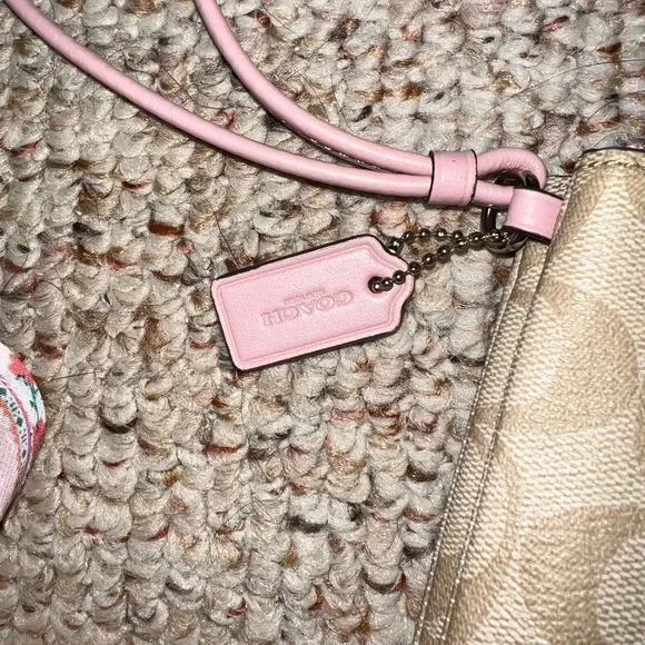 Gorgeous authentic coach set! - Picture 12 of 14